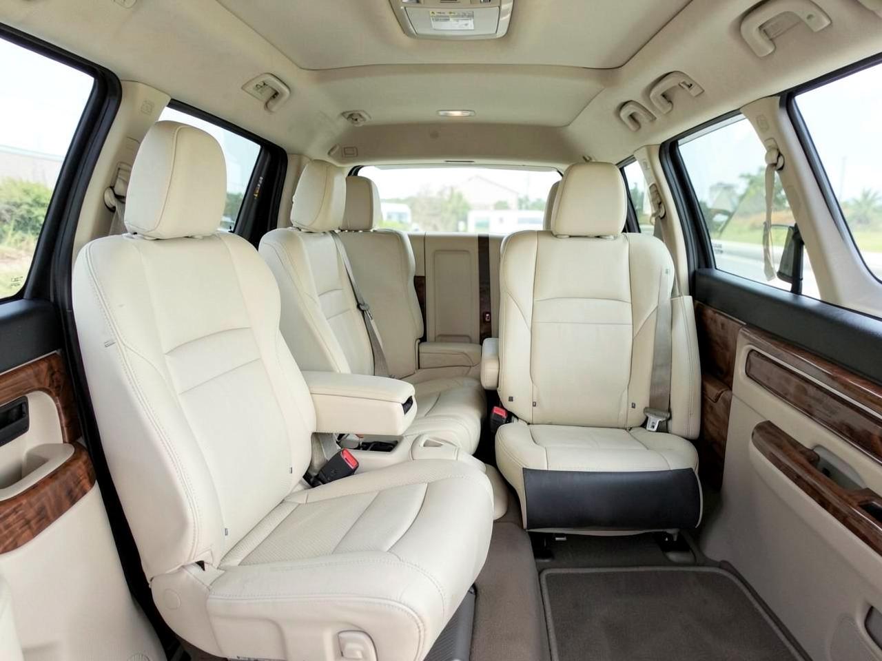 Toyota Alphard cabin interior